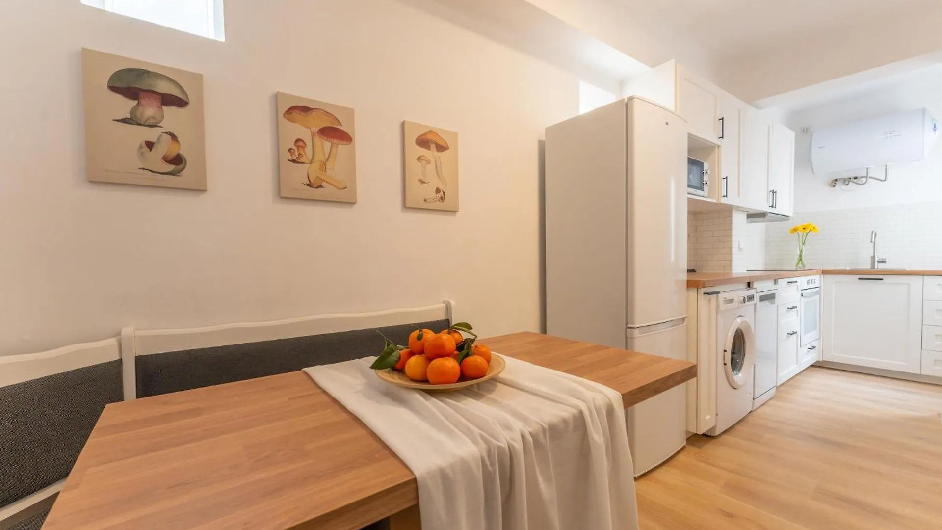 Apartamento Malaga Lux Oasis - Modern 3Br, Fast Wifi, Smarttv