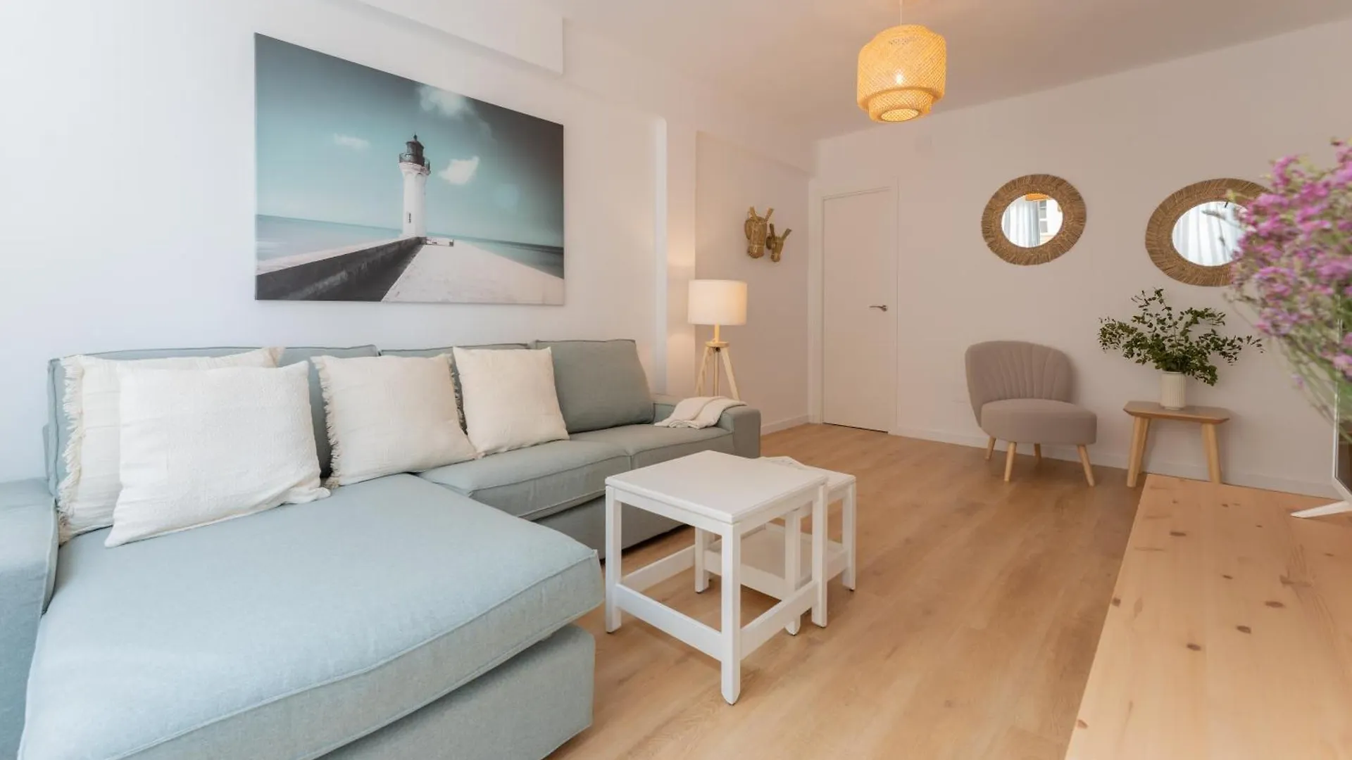 Apartamento Malaga Lux Oasis - Modern 3Br, Fast Wifi, Smarttv